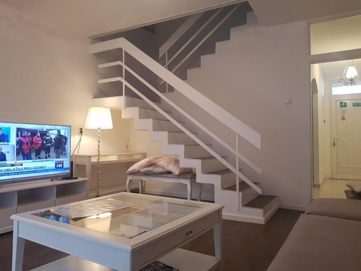 Residenza Apartments สปลิท ภายนอก รูปภาพ